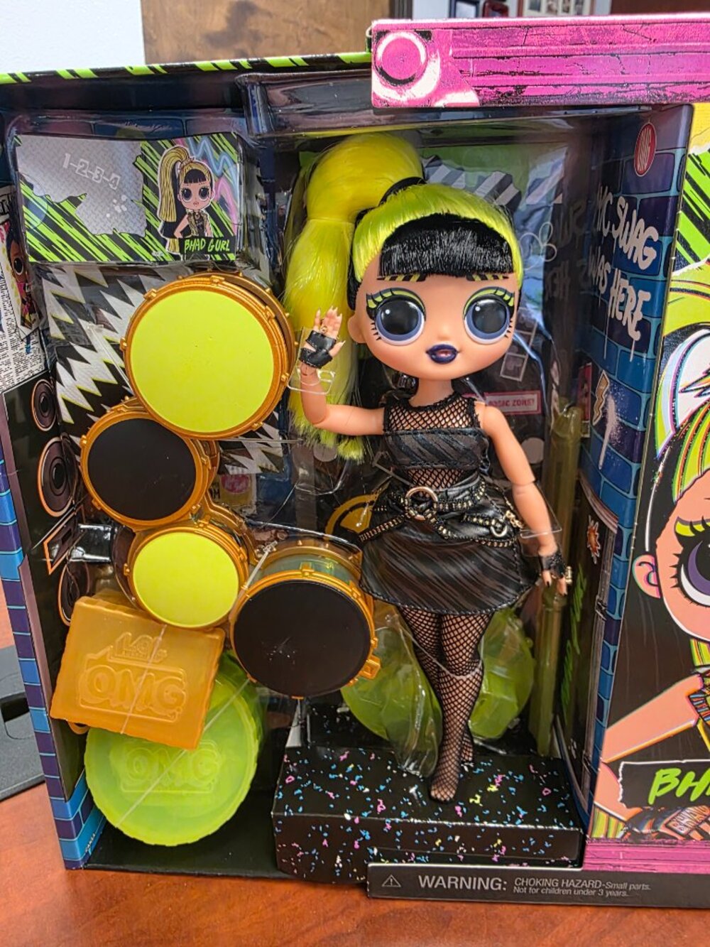NEW L.O.L "O.M.G" Doll - Music Remix Box Bhad Gurl & Drums